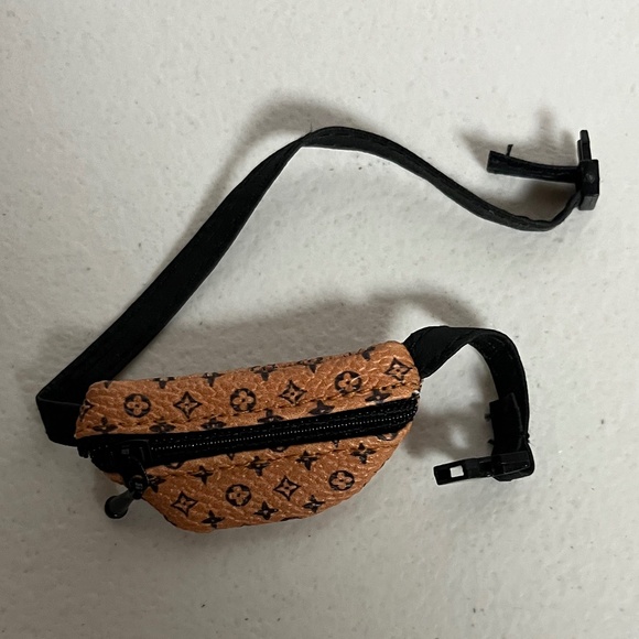 Designer Fanny Pack Bag For Labubu Brown Fashion Accessory Tan - Picture 2 of 4